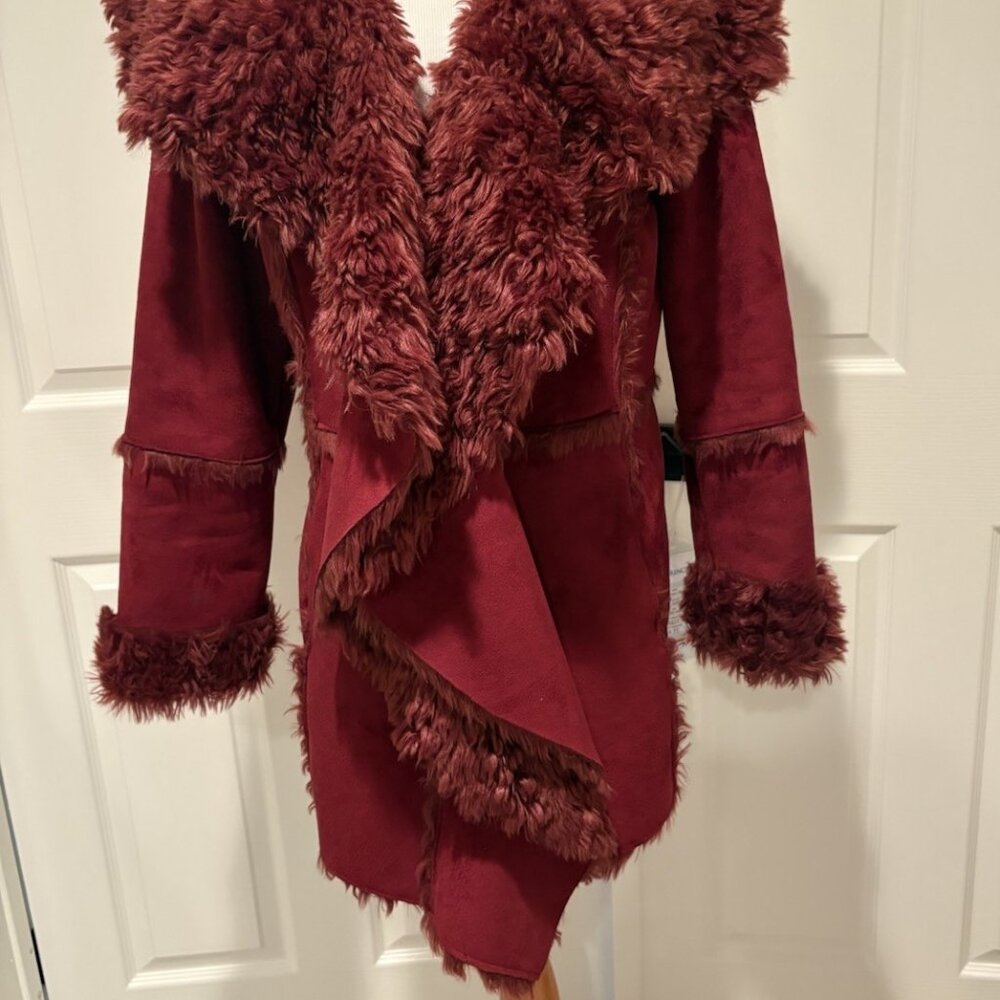 Fabulous Furs~Donna Salyer's Burgundy Faux Suede/Faux Fur Wrap Coat~Size S - Picture 2 of 10